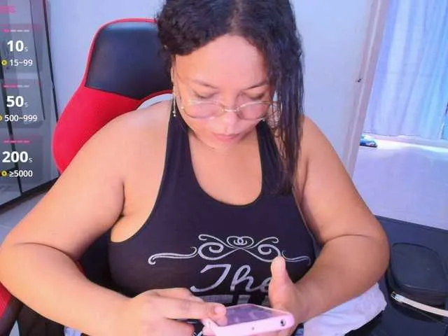 rasta_berry free chat on liveonude Image 9