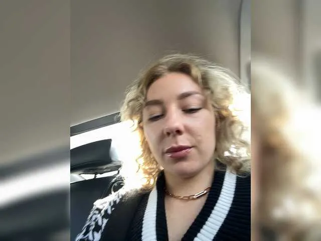 april_ebony18_ free chat on liveonude Image 13