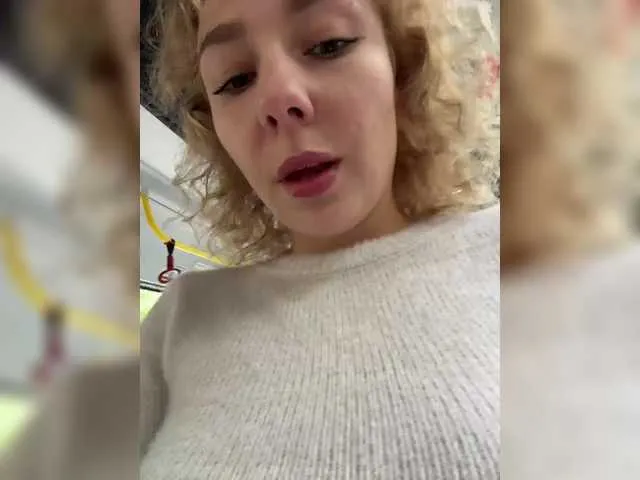 april_ebony18_ free chat on liveonude Image 5