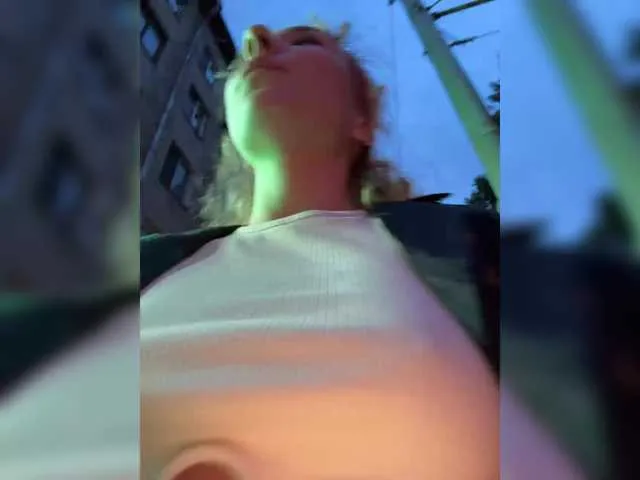 april_ebony18_ free chat on liveonude Image 6