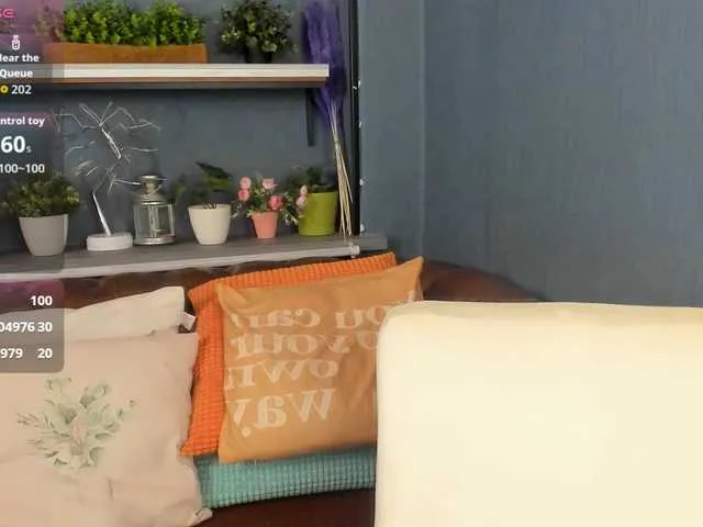 mara_summer free chat on liveonude Image 19