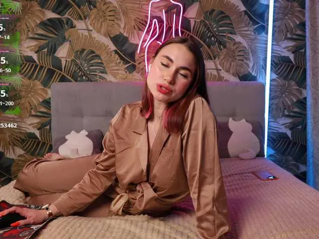 ELENA-XXX free chat on liveonude Image 12