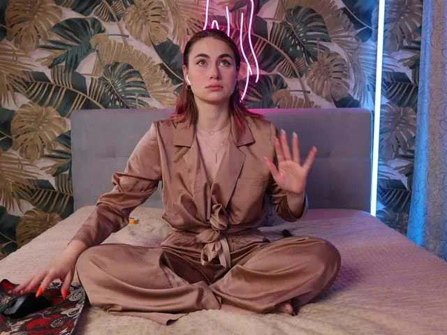 ELENA-XXX free chat on liveonude Image 13