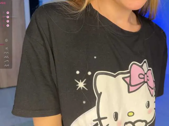 HEYBANANA free chat on liveonude Image 13