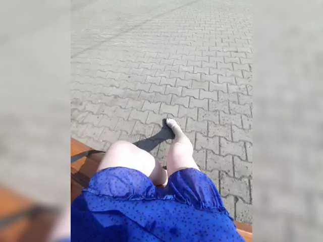 karolwhite_ free chat on liveonude Image 6