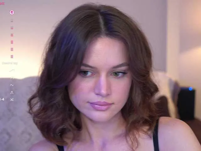 Kadriaa free chat on liveonude