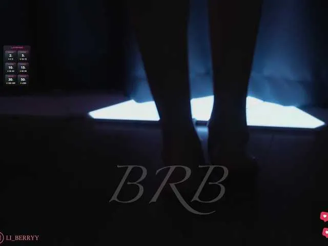 ELENA-XXX free chat on liveonude Image 17