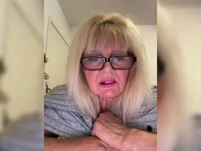 LanaLeetr1 free chat on liveonude Image 4