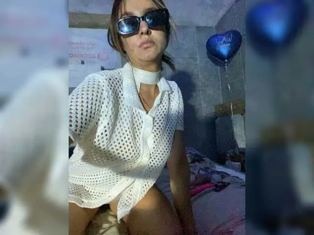 LanaLeetr1 free chat on liveonude Image 2