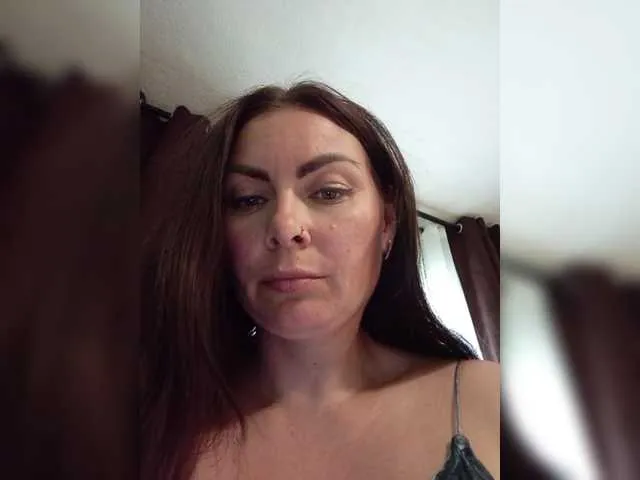 xunybany free chat on liveonude Image 11