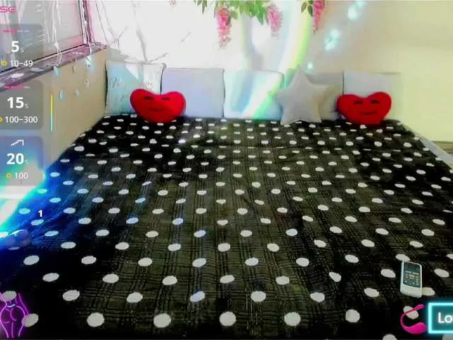 adelinecarter free chat on liveonude Image 11