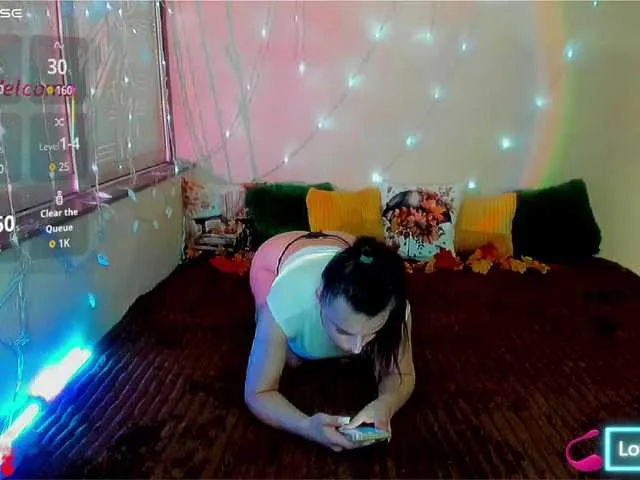 adelinecarter free chat on liveonude Image 15