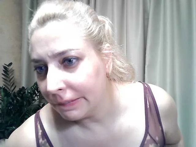 LanaLeetr1 free chat on liveonude Image 2