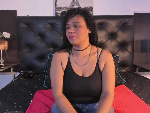 bridgetjean free chat on liveonude Image 2