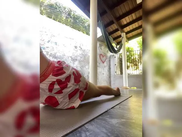 ELENA-XXX free chat on liveonude Image 11