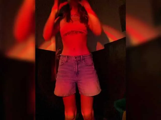 ELENA-XXX free chat on liveonude Image 16