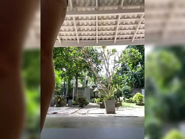 ELENA-XXX free chat on liveonude Image 4