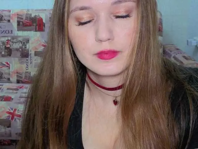 rouxe_lee free chat on liveonude Image 10