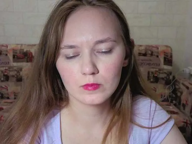 rouxe_lee free chat on liveonude Image 4