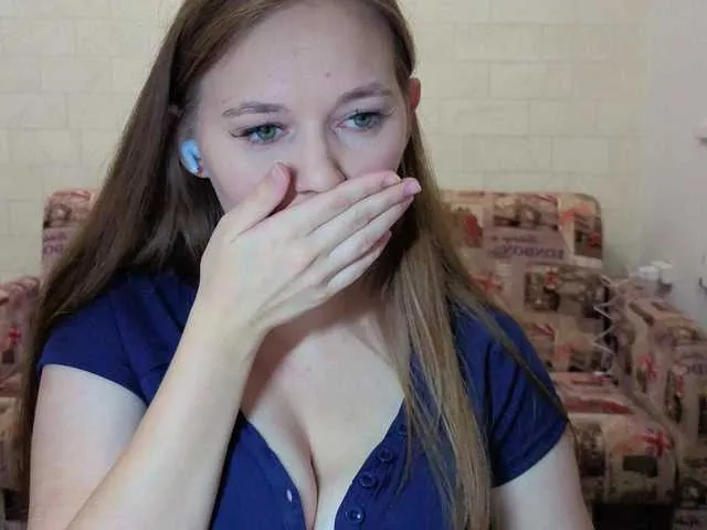 rouxe_lee free chat on liveonude Image 6