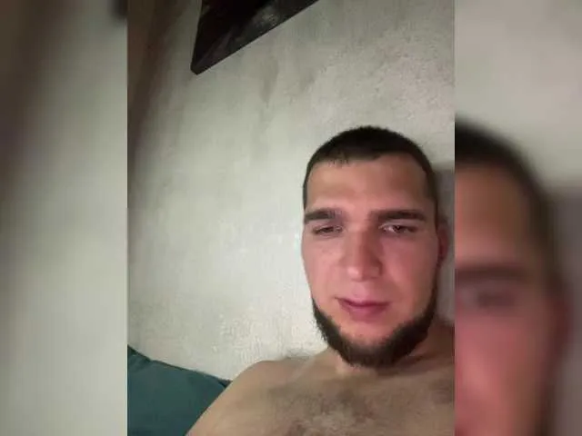 HEYBANANA free chat on liveonude Image 16