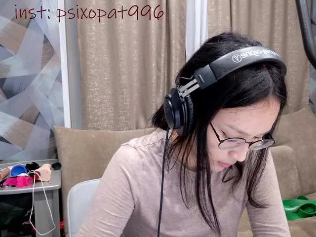 Wild-Angel777 free chat on liveonude Image 18