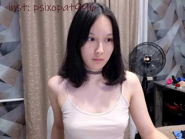 Wild-Angel777 free chat on liveonude Image 9