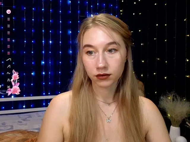 Sonya-reallsugar free chat on liveonude Image 11