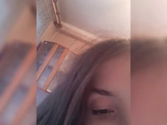 ELENA-XXX free chat on liveonude Image 5