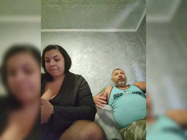 xunybany free chat on liveonude Image 15