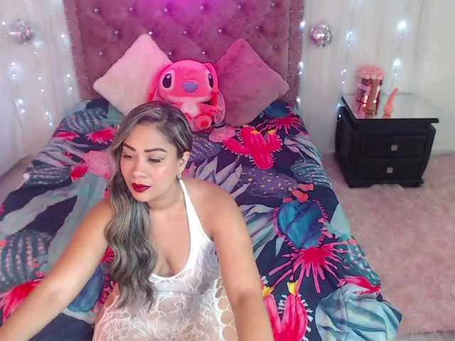 Wild-Angel777 free chat on liveonude Image 11