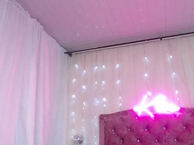 Wild-Angel777 free chat on liveonude Image 18