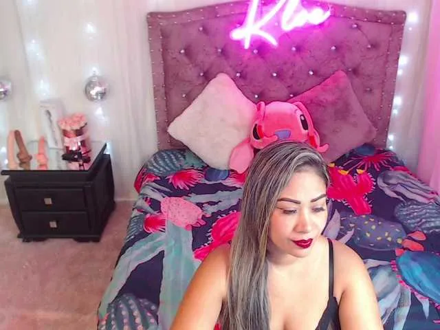 Wild-Angel777 free chat on liveonude Image 6