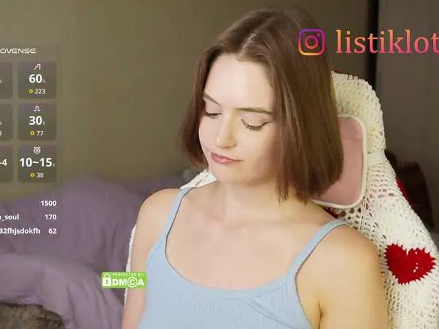 lory34 free chat on liveonude Image 15