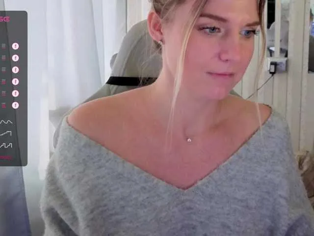 _meow_neko_ free chat on liveonude Image 17