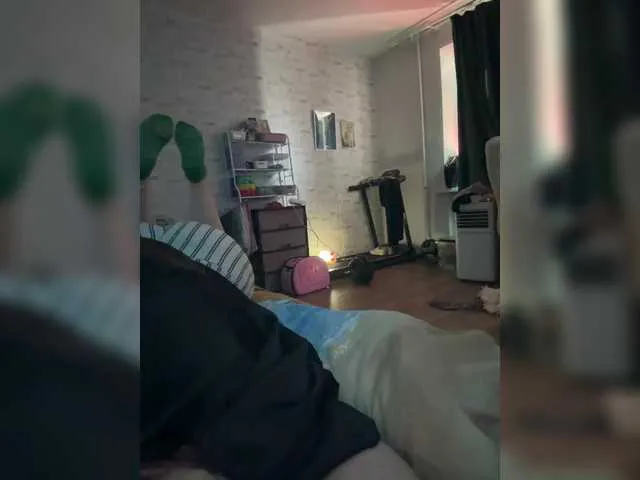 bambifawns4u free chat on liveonude Image 11