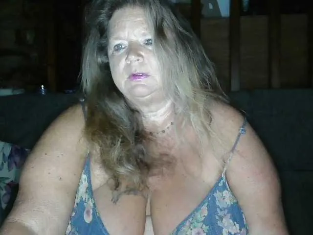 Sonya-reallsugar free chat on liveonude Image 7