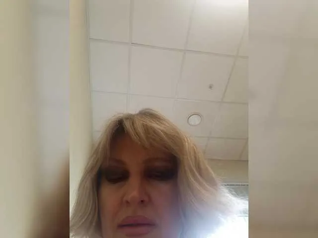 BELBIG free chat on liveonude Image 16