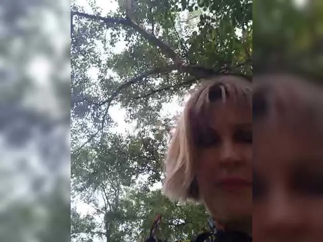 BELBIG free chat on liveonude Image 2