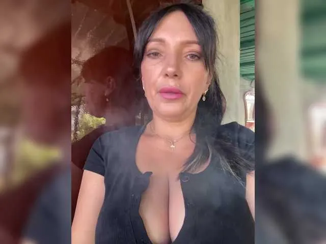 sophiesinclair free chat on liveonude Image 9