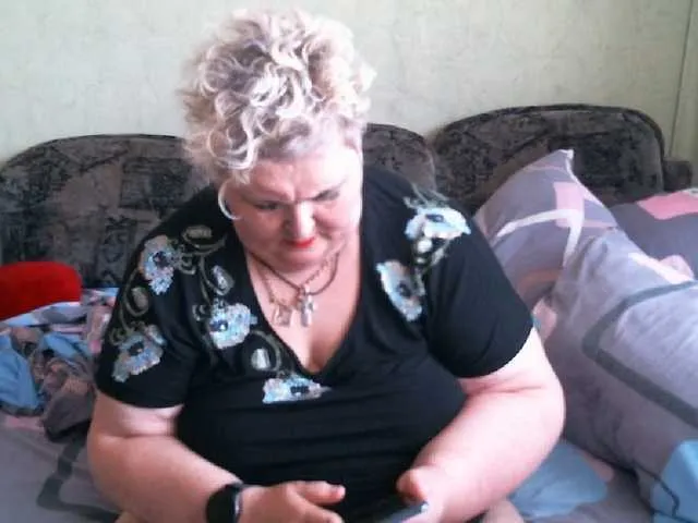 Katyushaa free chat on liveonude Image 7