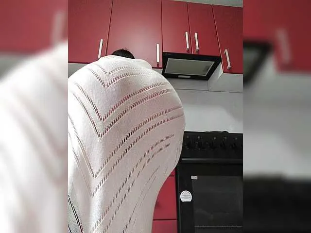 xunybany free chat on liveonude Image 13