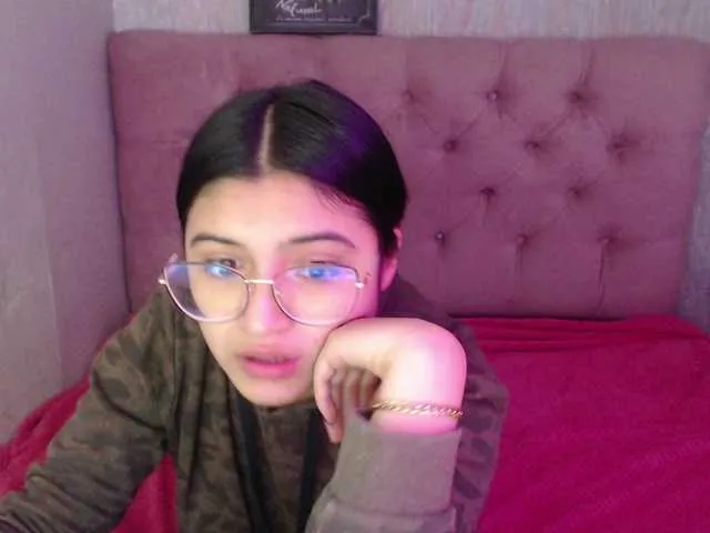 DiamondJo free chat on liveonude Image 10