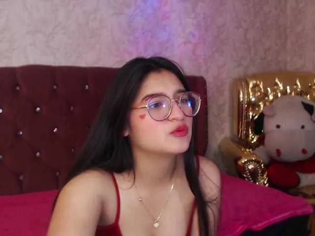 DiamondJo free chat on liveonude Image 2