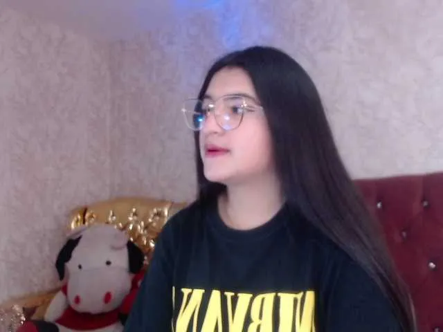 DiamondJo free chat on liveonude Image 6