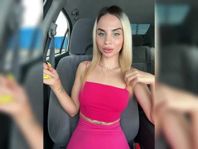 sexyblondebush free chat on liveonude Image 5