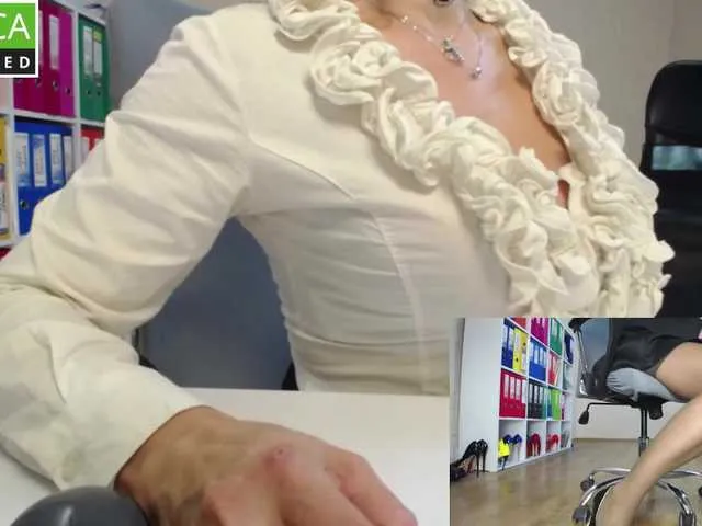 tara9hippo free chat on liveonude Image 15