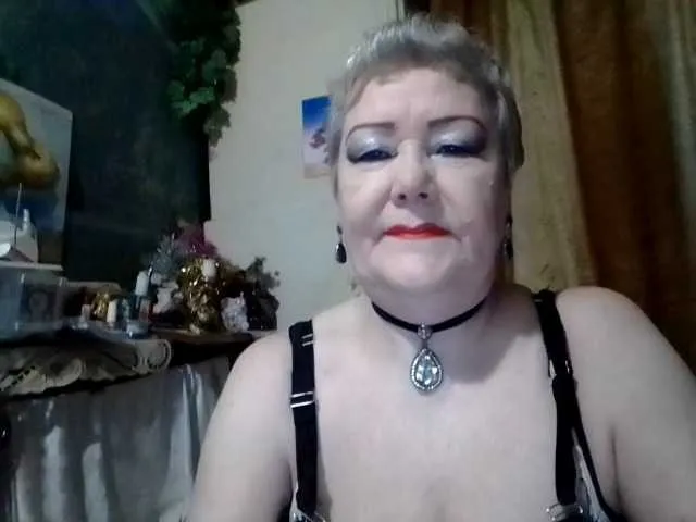 MiaLiaHot free chat on liveonude Image 7