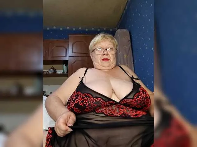 BELBIG free chat on liveonude Image 15