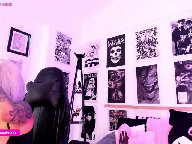 alicia239 free chat on liveonude Image 18